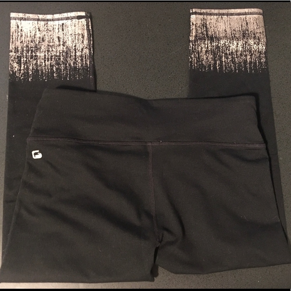 Fabletics Capris - Picture 2 of 2